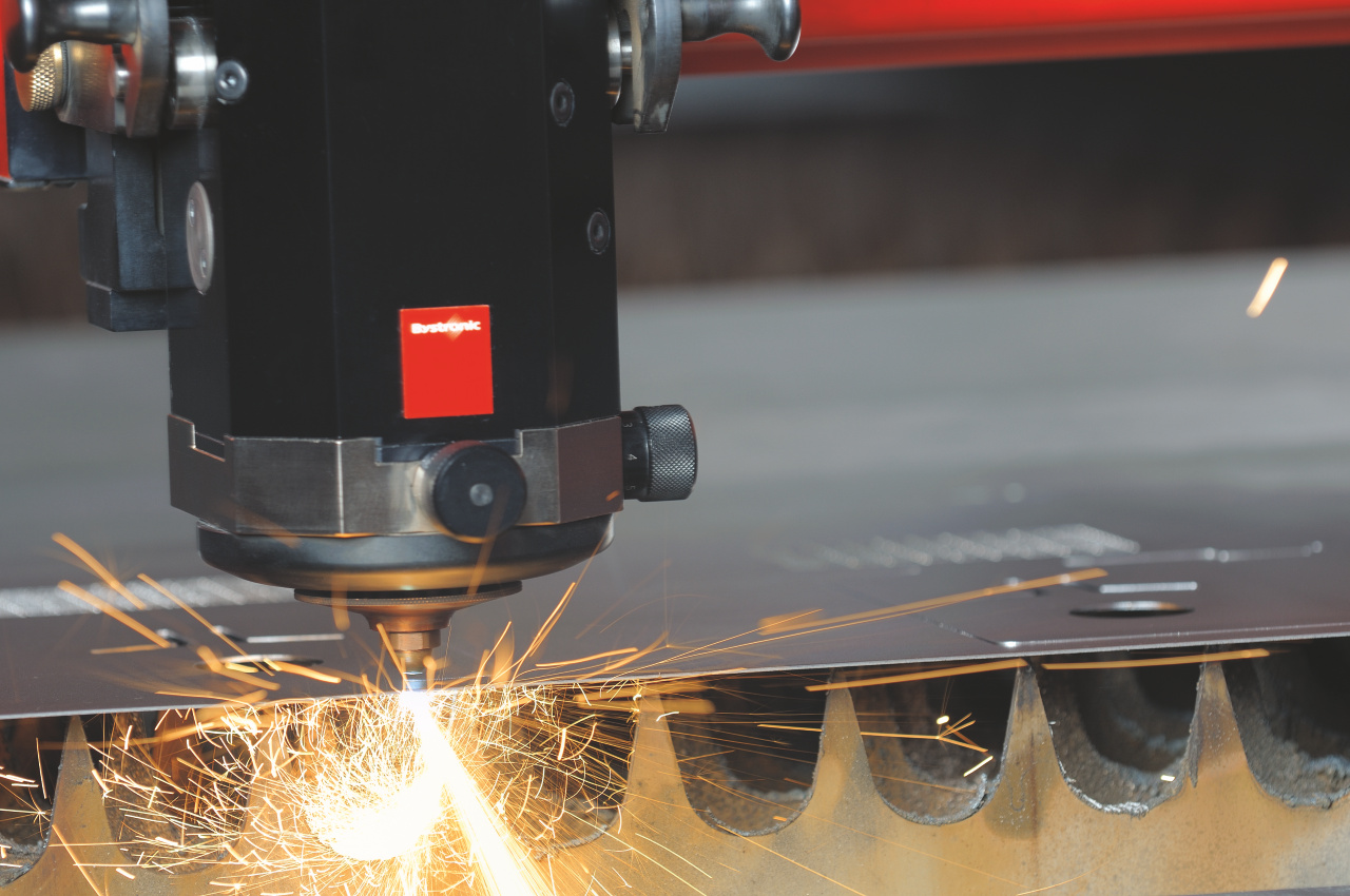 برش لیزری به عنوان یک فرآیند برش بدون تماس